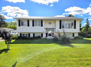 9 Patterson St, Amherst, NS B4H 1G6
