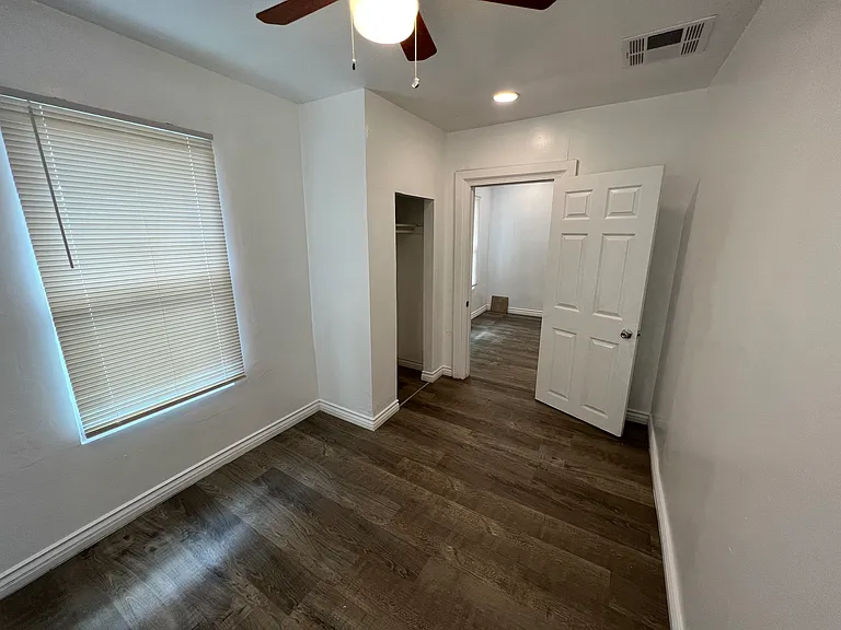 437 Oildale Dr — Photo 23