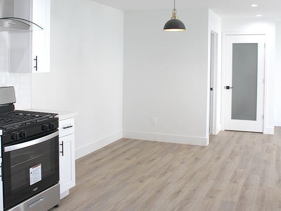 5th image of 229 Jesse Ave