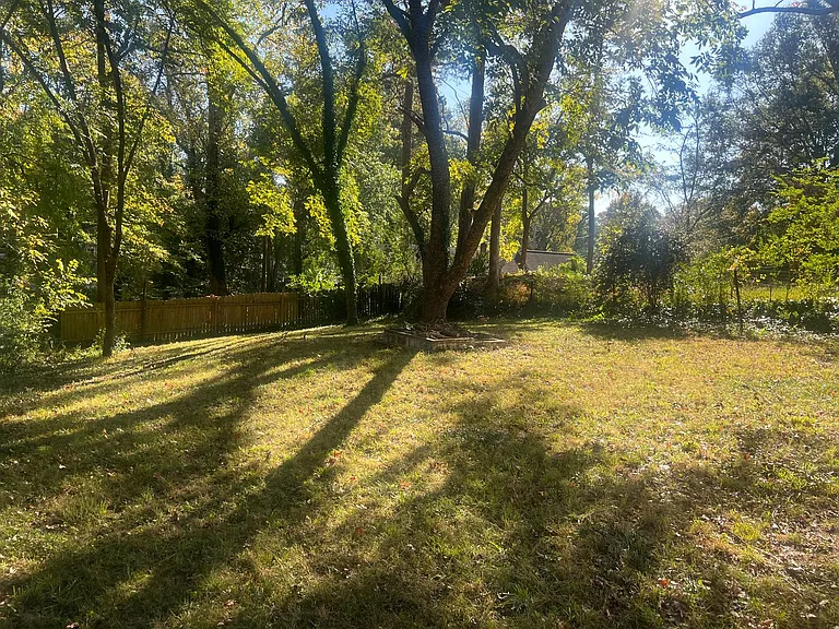 27 Pacific Ave — Photo 8