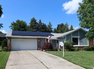 3023 Fox Run W, Quincy, IL 62301