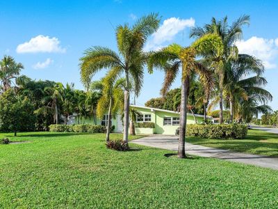 1103 S Broadway, Lantana, FL, 33462
