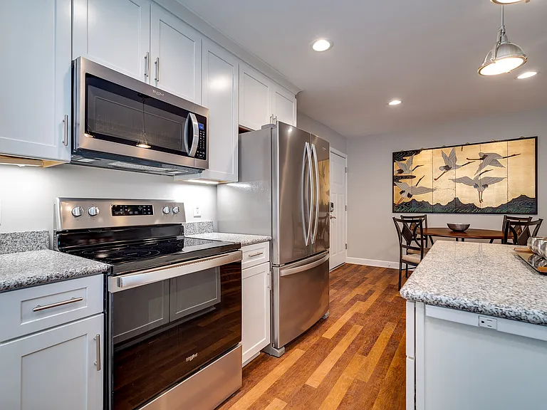 308 Constantia Ave #5 — Photo 7