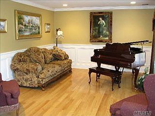 4th image of 6 Bridle Ct
