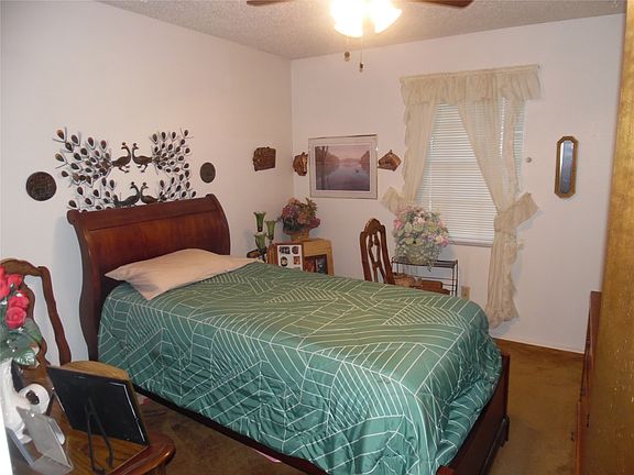 5th image of 5656 Conroy St