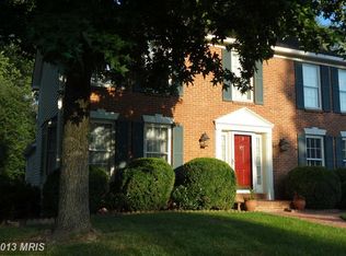 2684 Glencroft Rd, Vienna, VA 22181