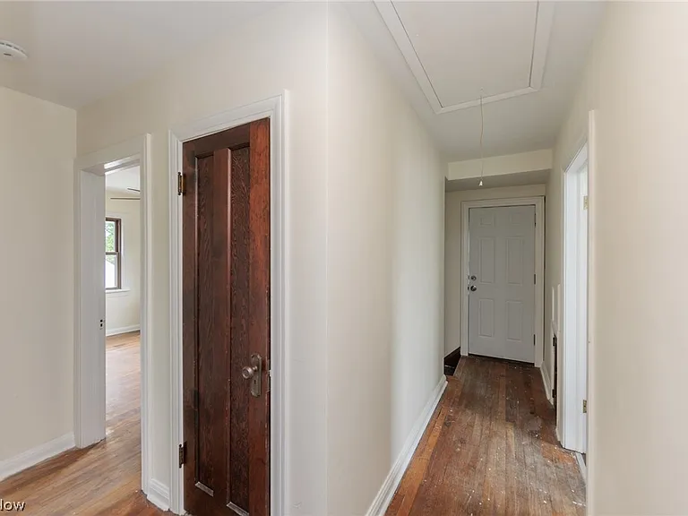 3823 W 138th St — Photo 20