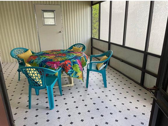 5th image of 2600 Harden Blvd