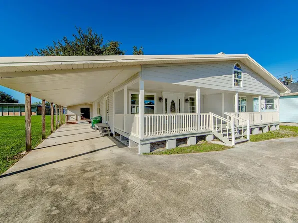 106 N 3rd St, Golden Meadow, LA 70357