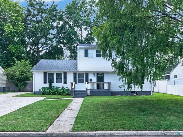 37 Londonshire Ter, Hampton, VA 23666