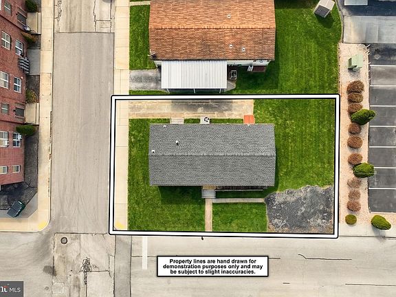 5th image of 77 2nd Ave