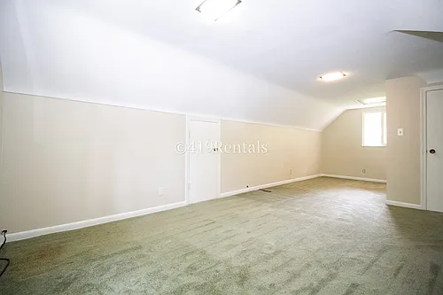 2424 Lambert Dr — Photo 17