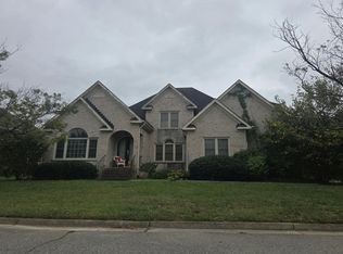 629 Shadow Brooke Dr, Chesapeake, VA 23320