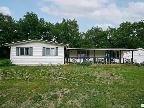 10146 Evergreen Dr, Manito, IL 61546