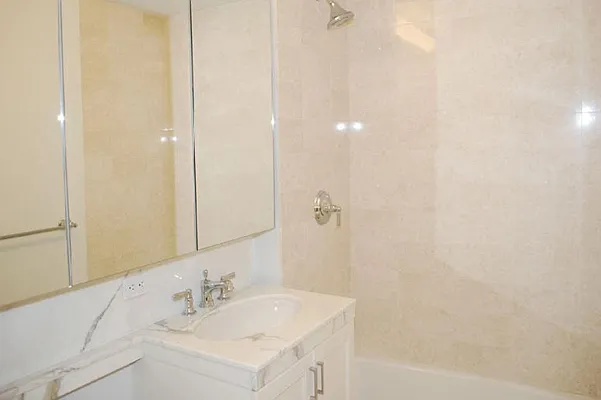 Rented by Corcoran | media 21