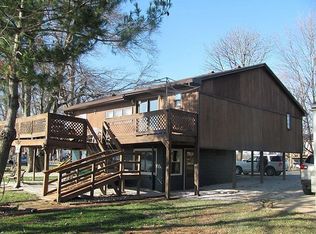 8024 Roth Rd, Evansville, IN 47712