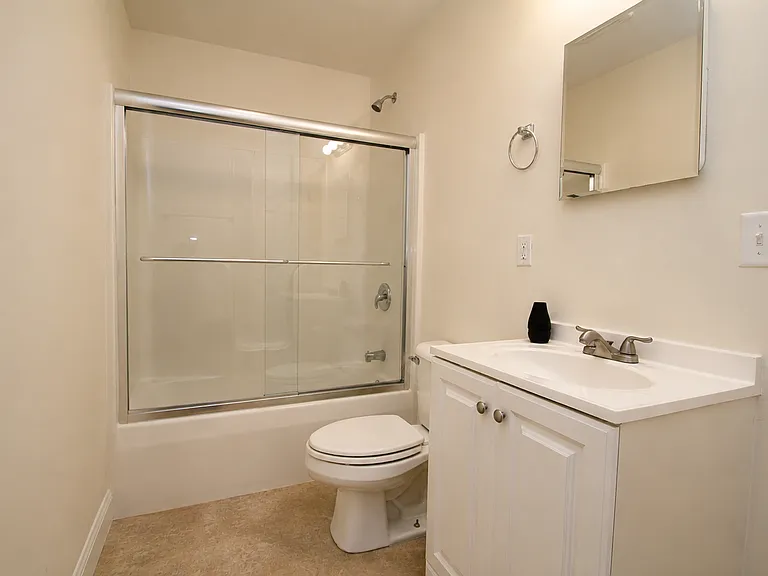 26 Novak St — Photo 4