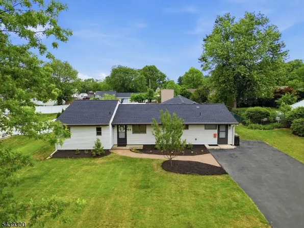24 Cambridge Rd, South Brunswick Twp., NJ 08824