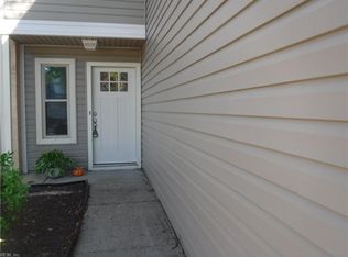 302 Elderwood Ct, Virginia Beach, VA 23462