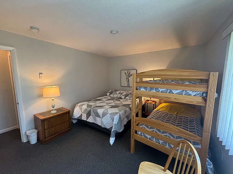 107 Treetop Cir #724 — Photo 12