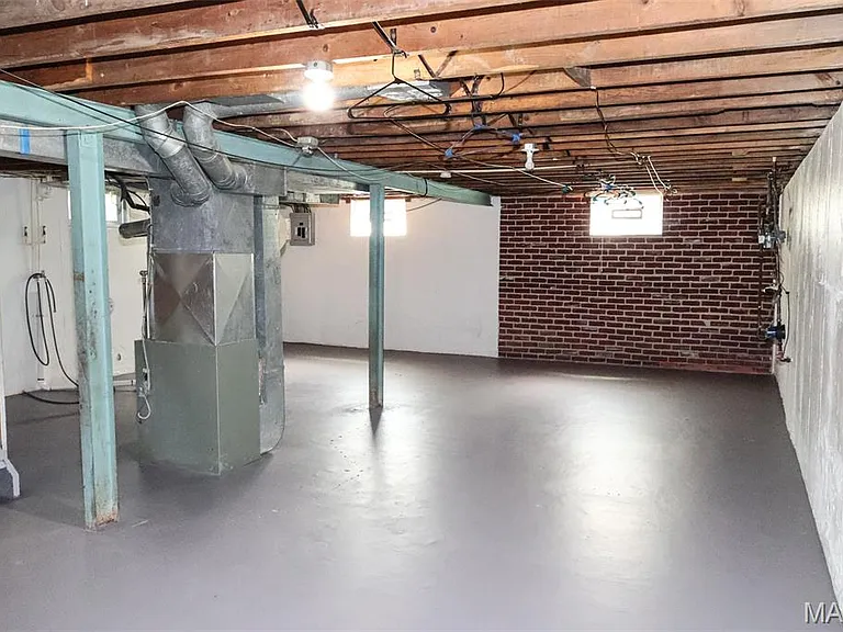 417 Crawford Rd — Photo 14