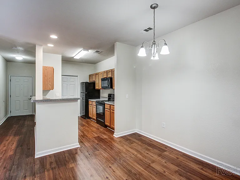 Airway Ridge Apartments — Photo 12