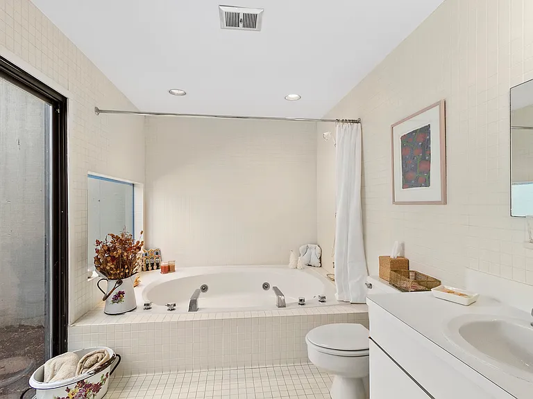 15 Fernwood Dr — Photo 13