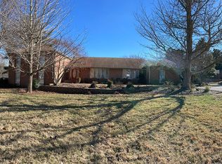 2138 Smallhouse Rd, Bowling Green, KY 42104