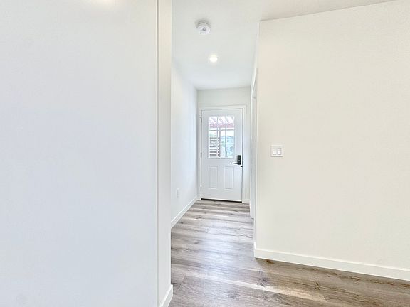 5th image of 4244 Inglewood Blvd #4250