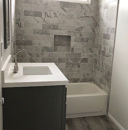 Guest bathroom 