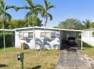 913 SW 131st Way, Fort Lauderdale, FL 33325