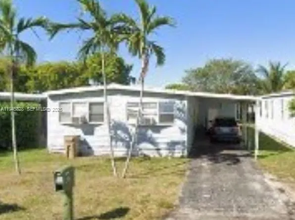 913 SW 131st Way, Fort Lauderdale, FL 33325