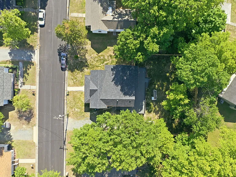 1106 Attica St — Photo 29