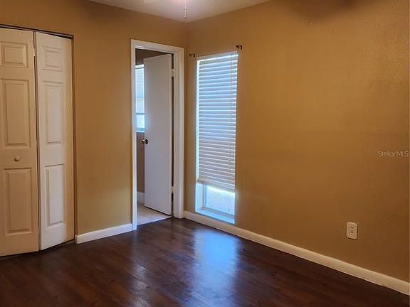 5th image of 2201 Valleybrook Ave