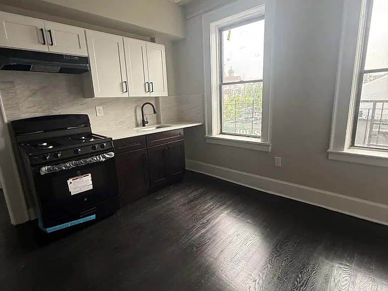 1000 S Orange Ave #303 — Photo 4