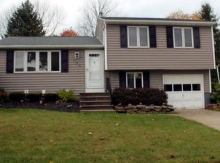 139 Crownview Ter, Hamburg, NY 14075