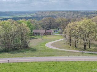 22598 Highway N, Lebanon, MO 65536