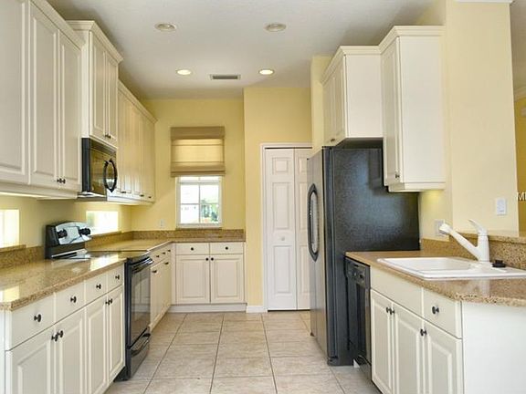 2nd image of 11615 Old Cypress Cv