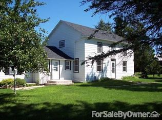 909 Crystal Springs Rd, Two Rivers, WI 54241