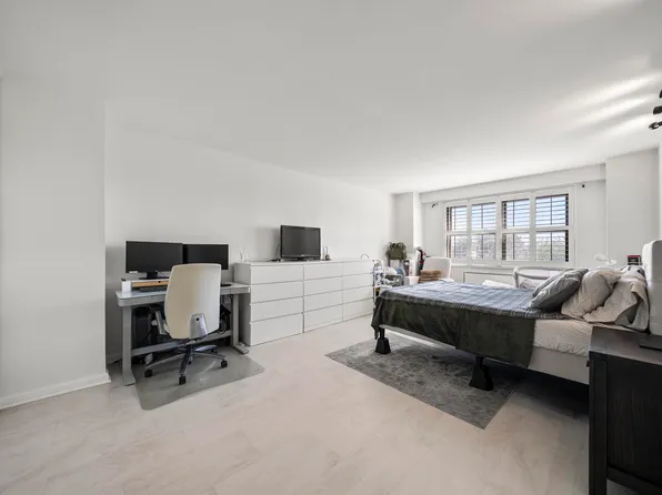 7855 Blvd East image 11 of 26