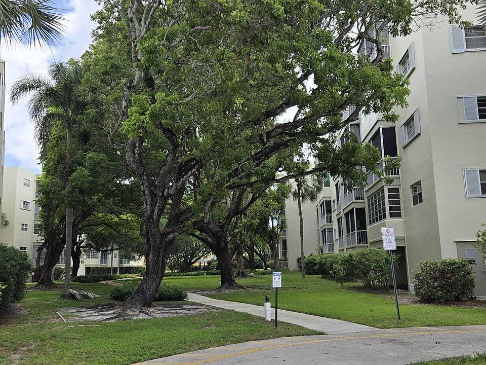 1st image of 6731 Cypress Road #308