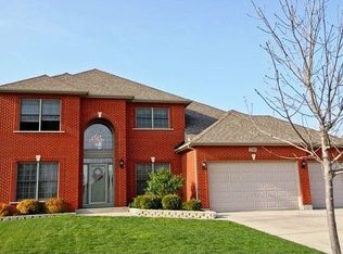 210 Barn Owl Dr, Hampshire, IL 60140