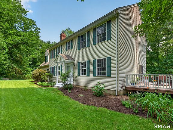3rd image of 115 Luther Drive