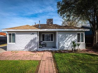 102 W Birch Ave, Pinedale, CA 93650