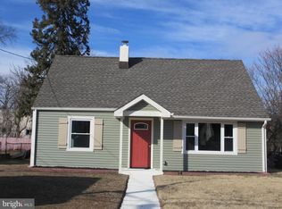 322 Eaton Ave, Hamilton, NJ 08619