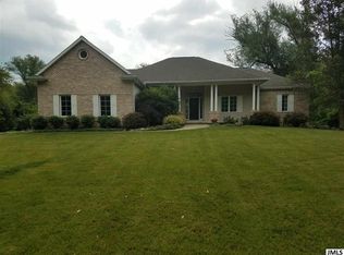 1012 Locust Ln, Albion, MI 49224