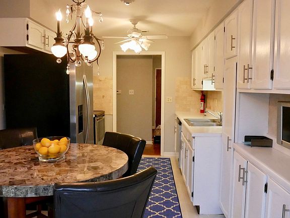 5th image of 501 Lake Hinsdale Dr APT 212