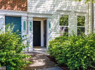 42508 Hollyhock Ter #42508, Ashburn, VA 20148