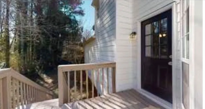 4084 Pinehurst Valley Dr — Photo 2