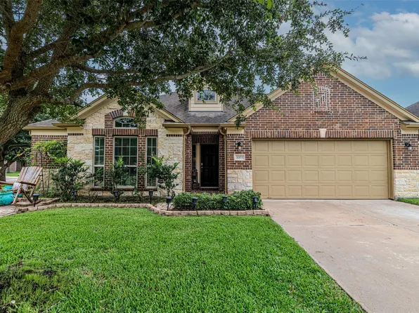 3003 Fern Brook Ln, Rosenberg, TX 77471
